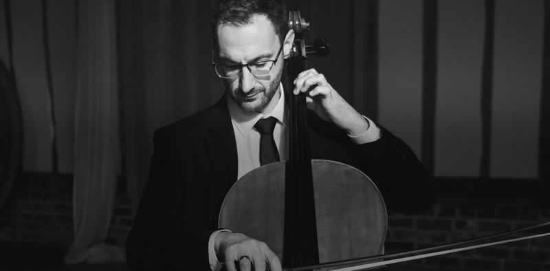 A guide to string quartets